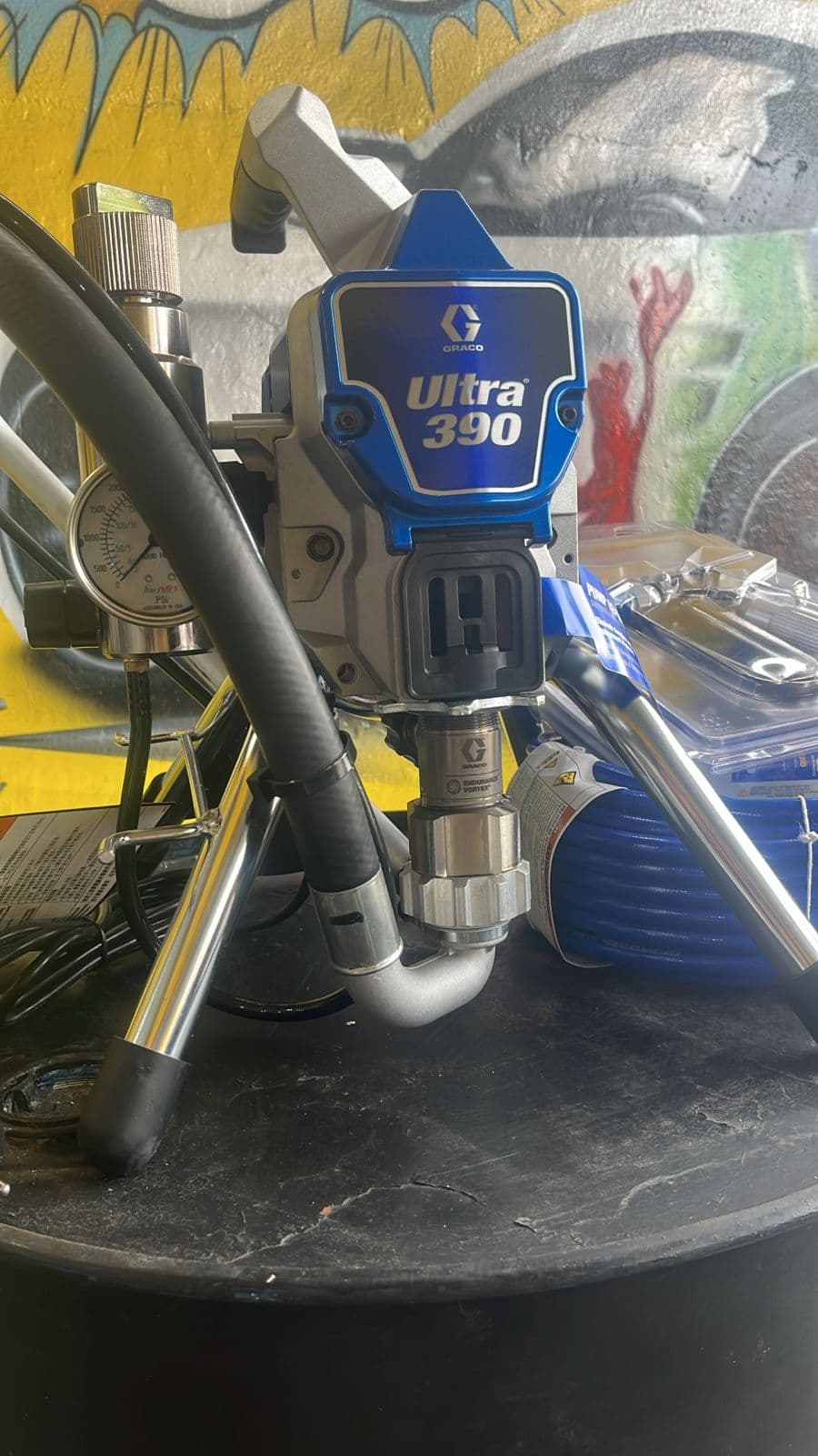 Graco Ultra 390 no ambiente da loja